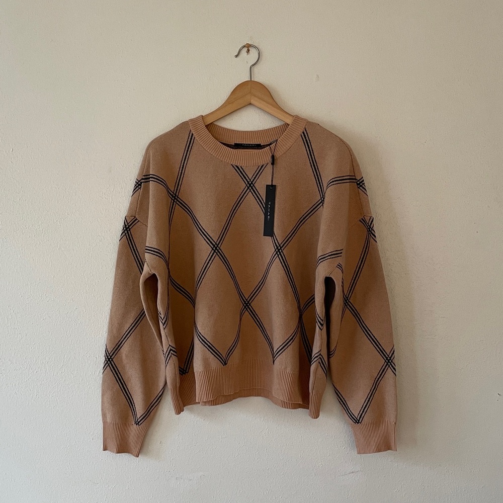 T Tahari Crewneck Sweater Diamond Windowpane